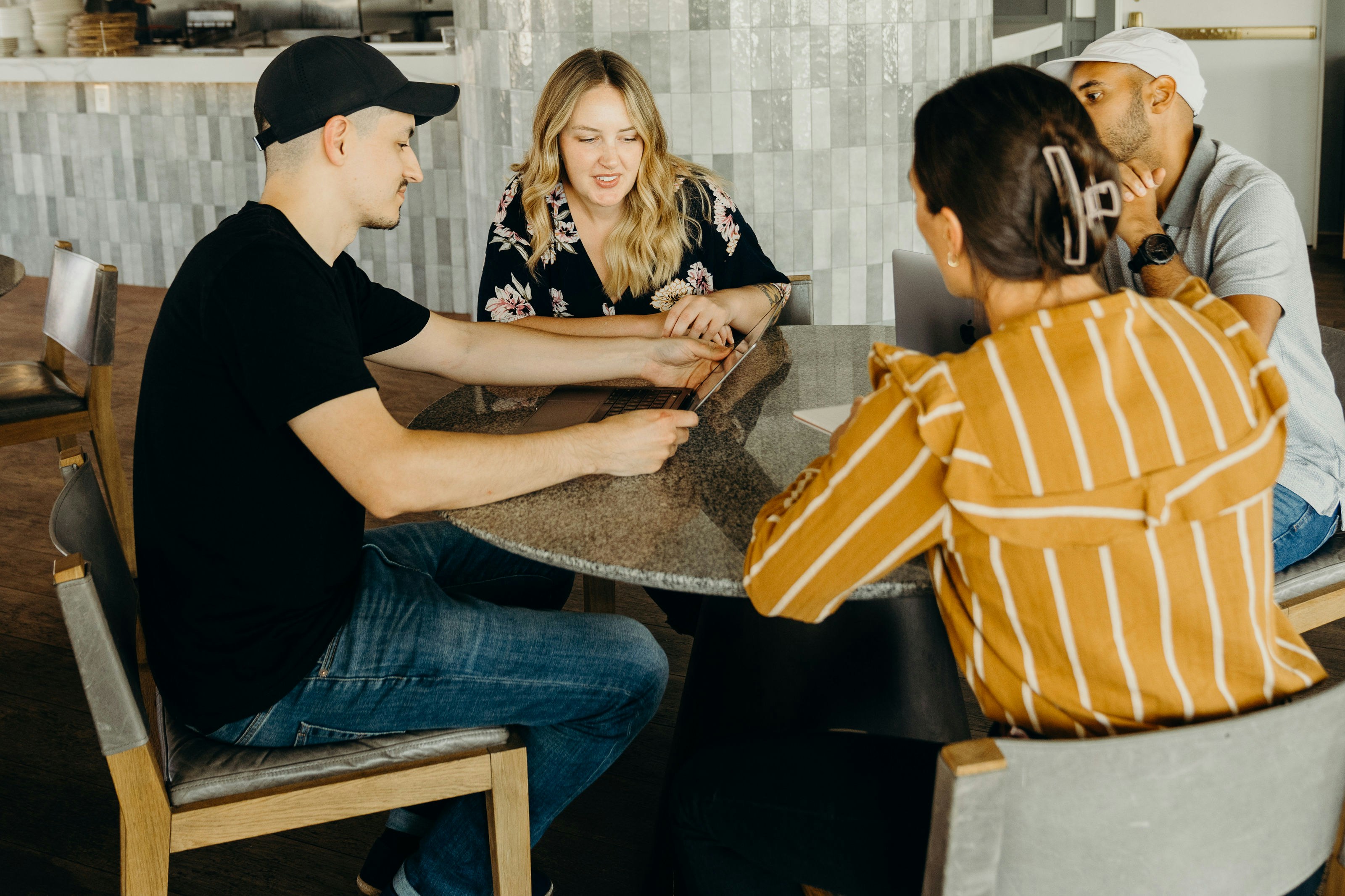 How to Meet People as an Adult Without the Awkwardness